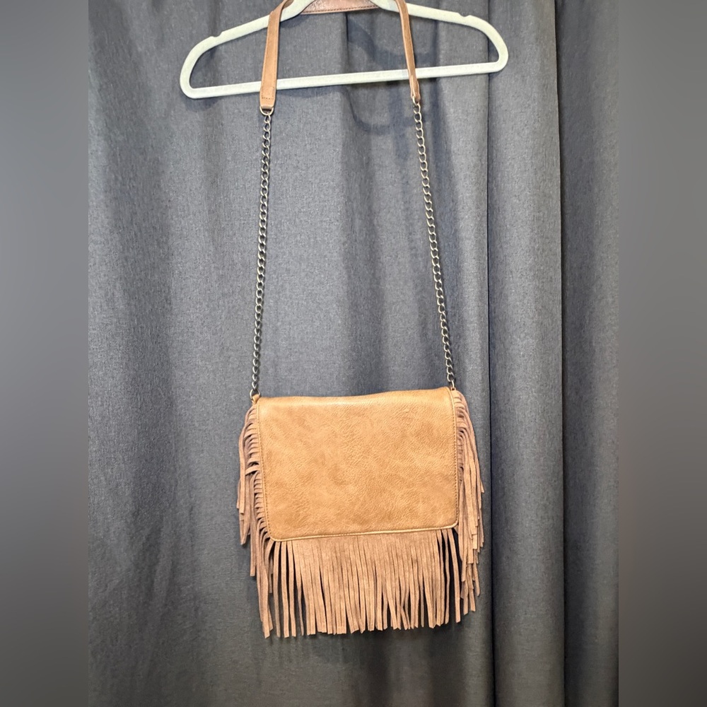 ANTIK KRAFT | brown fringed crossbody with chain link